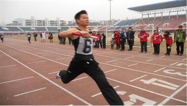 【四川日(ri)報】鐵騎力(li)士:創新(xin)驅動(dòng) 做畜牧業髮(fa)展(zhan)領(ling)跑者